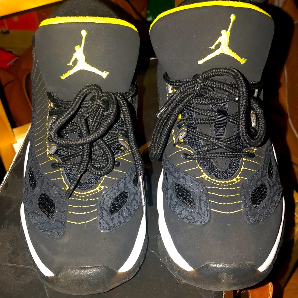 Jordan’s Black and Yellow!